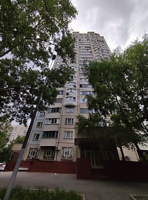 Купить квартиру г Москва, Симферопольский б-р, д 24 к 3 13300000 рублей