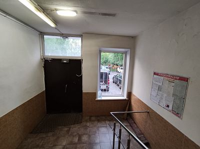 Купить квартиру г Москва, ул Болотниковская, д 3 к 2 14450000 рублей