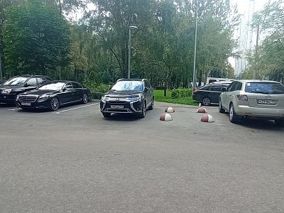Купить квартиру г Москва, Симферопольский б-р, д 2В  28000000 рублей