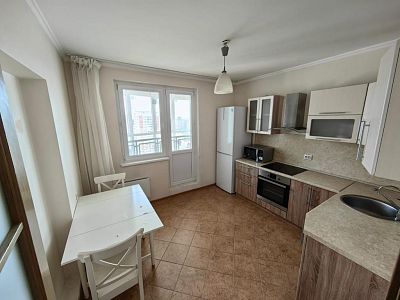 Снять квартиру г Московский, ул Москвитина, д 1 к 2 80000 рублей