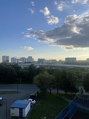 Купить квартиру г Москва, ул Барвихинская, д 6 20300000 рублей
