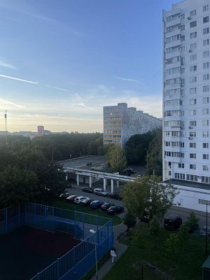 Купить квартиру г Москва, ул Барвихинская, д 6 20300000 рублей