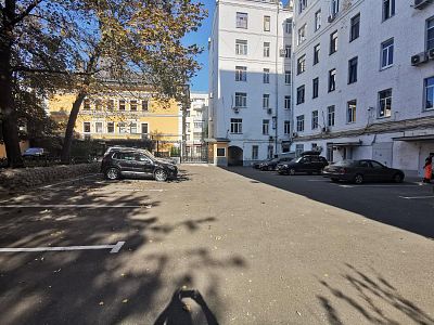 Купить квартиру г Москва, 2-й Монетчиковский пер, д 2/12 25300000 рублей