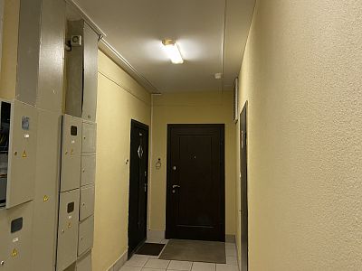 Купить квартиру г Москва, поселок Коммунарка, ул Бачуринская, д 22 к 1 16200000 рублей