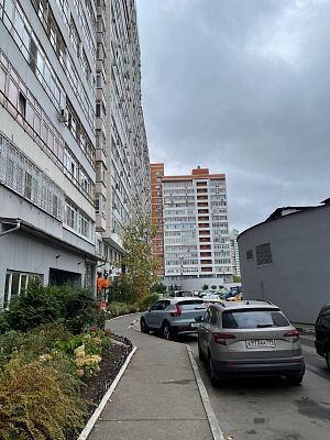 Купить квартиру г Москва, ул Истринская, д 8 к 3 24500000 рублей