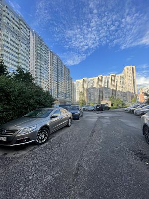 Продать квартиру г Санкт-Петербург, ул Мебельная, д 45 к 2 литера Д 13000000 рублей