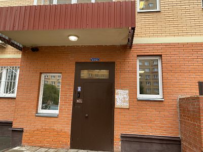 Купить квартиру г Москва, поселок Коммунарка, ул Липовый парк, д 10 к 1 15300000 рублей