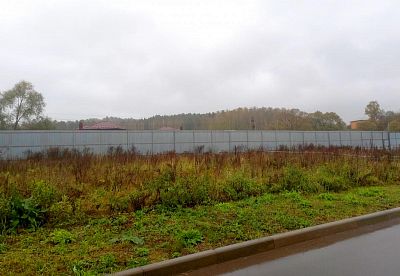 Продать земельный участок Московская область, городской округ Истра, коттеджный посёлок Подмосковные Просторы, Прибрежная улица 5950000 рублей