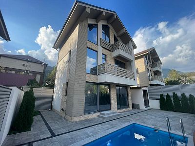 Купить дом г Сочи, пгт Красная Поляна, Аибгинский пер, д 5/1 58000000 рублей