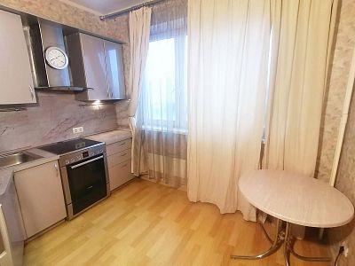 Продать квартиру г Москва, ул Народного Ополчения, д 11 17100000 рублей