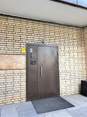 Купить квартиру г Москва, ул Малая Полянка, д 8 69000000 рублей