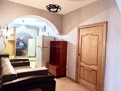 Продать квартиру г Хабаровск, ул Краснореченская, д 197 7500000 рублей