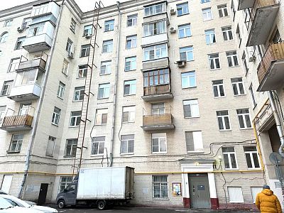 Продать комнату г Москва, ул 6-я Кожуховская, д 24 5000000 рублей