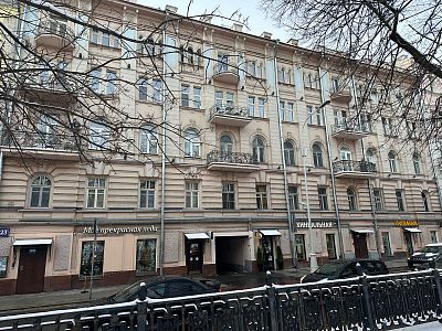 Продать квартиру г Москва, Гоголевский б-р, д 23 110000000 рублей