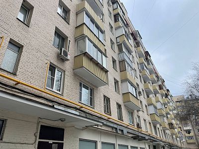Продать квартиру г Москва, Варшавское шоссе, д 65 к 2 10700000 рублей