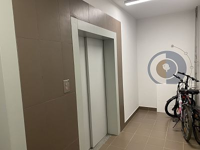Купить квартиру г Москва, поселок Коммунарка, ул Потаповская Роща, д 26 к 2 17800000 рублей