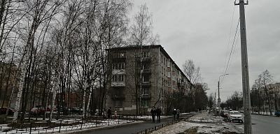 Продать квартиру г Санкт-Петербург, ул Пограничника Гарькавого, д 37 к 1 5400000 рублей