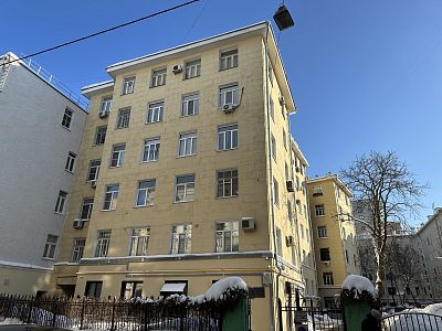 Продать квартиру г Москва, ул Спиридоновка, д 26 45000000 рублей