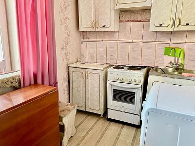 Продать квартиру село Мирное, кв-л Солнечный город, д 23 2800000 рублей