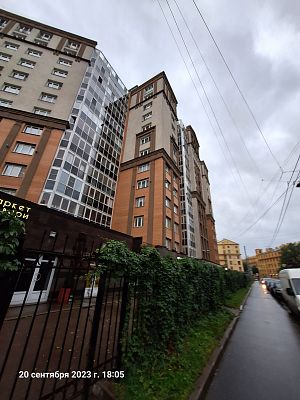 Продать квартиру г Санкт-Петербург, ул Железноводская, д 32 13000000 рублей