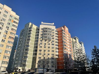 Продать квартиру г Москва, ул Перовская, д 66 к 7 13200000 рублей