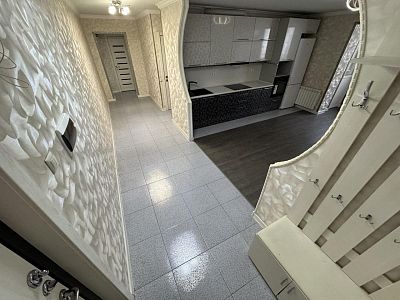 Продать квартиру г Видное, ул Ермолинская, д 1 14300000 рублей