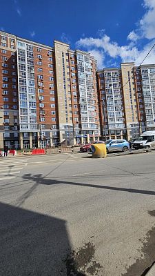 Продать квартиру г Москва, поселок Коммунарка, ул Липовый парк, д 11 18600000 рублей