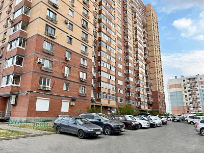 Снять квартиру г Хабаровск, ул Краснореченская, д 157 25000 рублей