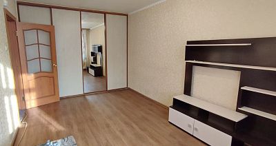 Снять квартиру г Хабаровск, ул Черняховского, д 11а 20000 рублей