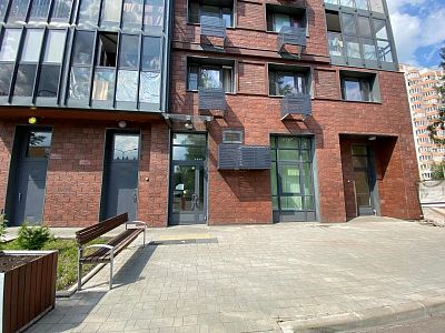 Снять в аренду помещение свободного назначения г Москва, проезд Дежнёва, д 8 180000 рублей