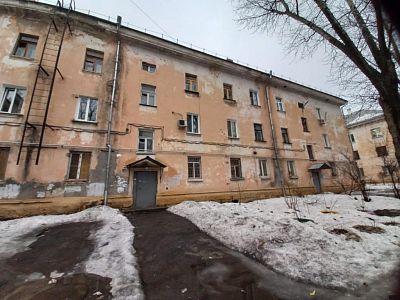 Продать комнату г Хабаровск, ул Краснореченская, д 17 1250000 рублей