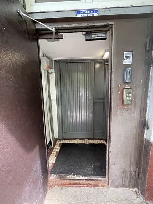 Купить квартиру г Москва, Токмаков пер, д 3-5 21000000 рублей