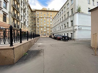 Купить квартиру г Москва, Большой Каретный пер, д 24 стр 2 62500000 рублей