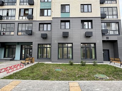 Снять в аренду помещение свободного назначения г Москва, поселок Знамя Октября, д 3 к 1 100000 рублей