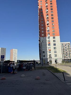 Купить квартиру г Москва, ул Саларьевская, д 11 15850000 рублей