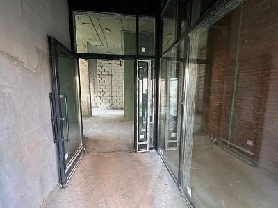 Снять в аренду помещение свободного назначения г Москва, ул Амурская, д 1 стр 1 250000 рублей