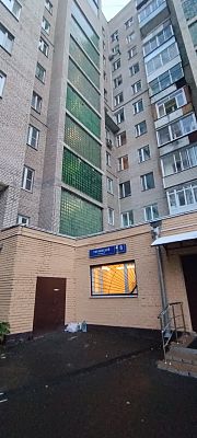Купить квартиру г Москва, Украинский б-р, д 8 стр 1 20000000 рублей