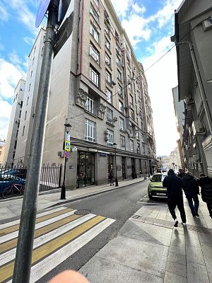 Купить квартиру г Москва, Большой Гнездниковский пер, д 10 35000000 рублей