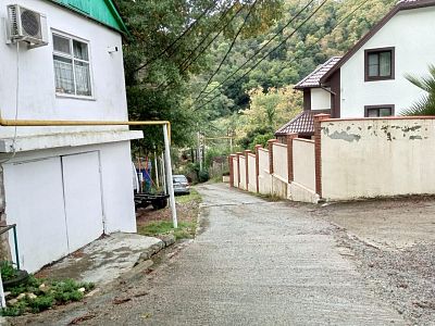 Купить дом г Сочи, р-н Хостинский, ул Малая, д 12А 25000000 рублей