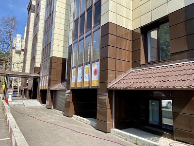 Купить помещение Московская обл, г Одинцово, село Немчиновка, ул 3-я Запрудная, д 14-16 75000000 рублей