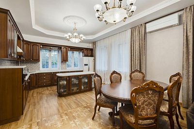 Купить дом Московская обл, г Химки, мкр Новогорск, ул Заречная, д 23 99999999 рублей