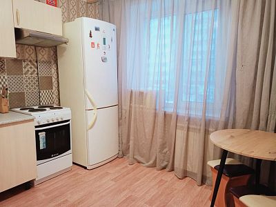 Снять квартиру г Хабаровск, ул Краснореченская, д 163а 32000 рублей