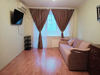 Снять квартиру г Хабаровск, ул Краснореченская, д 163а 32000 рублей