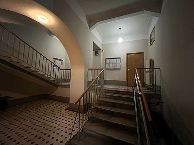 Купить квартиру г Москва, ул Серафимовича, д 2 70100000 рублей