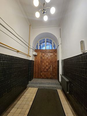 Купить квартиру г Москва, Трёхпрудный пер, д 8 57350000 рублей