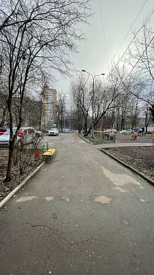 Купить квартиру г Москва, ул Толбухина, д 13 к 4 15499999 рублей