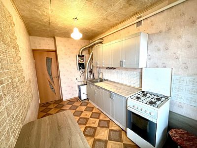 Купить квартиру Ростовская область, Родионово-Несветайское сельское поселение, хутор Весёлый, улица Гагарина, 3 1700000 рублей
