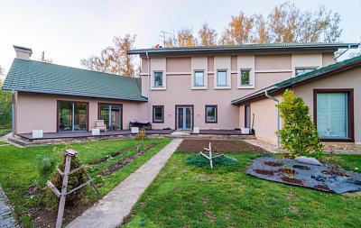 Купить дом г Москва, деревня Фоминское, д 441 89000000 рублей