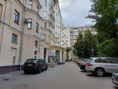 Купить квартиру г Москва, ул Хамовнический Вал, д 2 48900000 рублей
