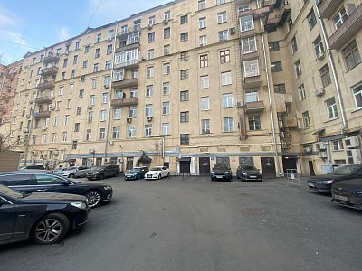 Купить квартиру г Москва, ул Тверская, д 8 к 2 90000000 рублей